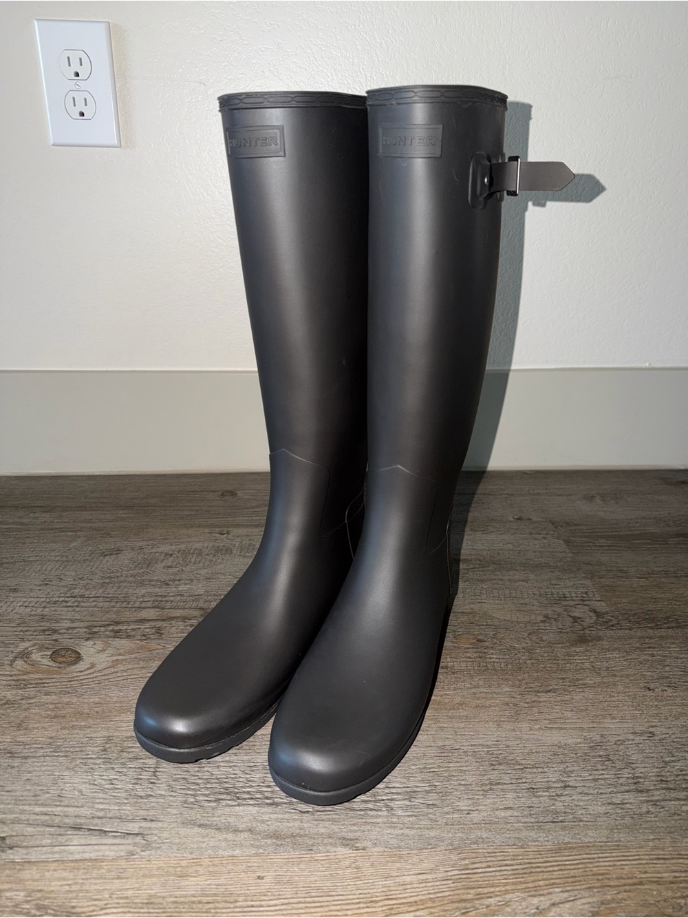 Hunter Original Tall Refined Rain Boots Size 10